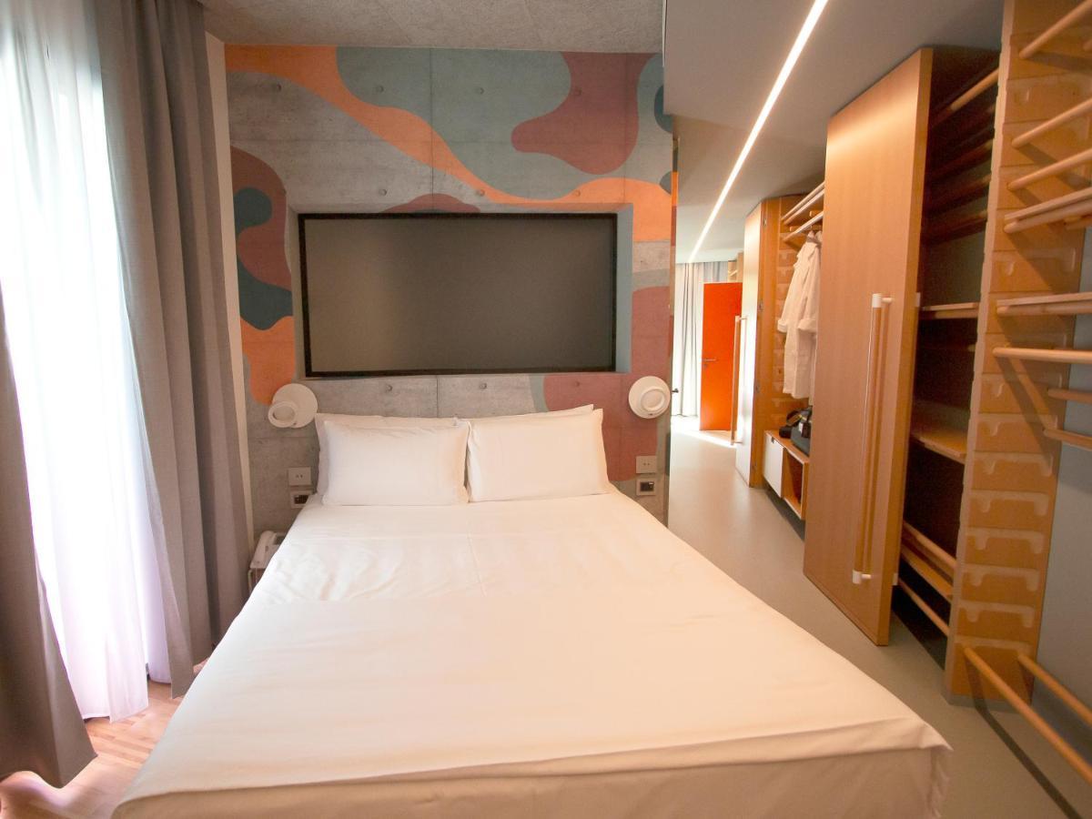 Demo Hotel Design Emotion Rimini Extérieur photo