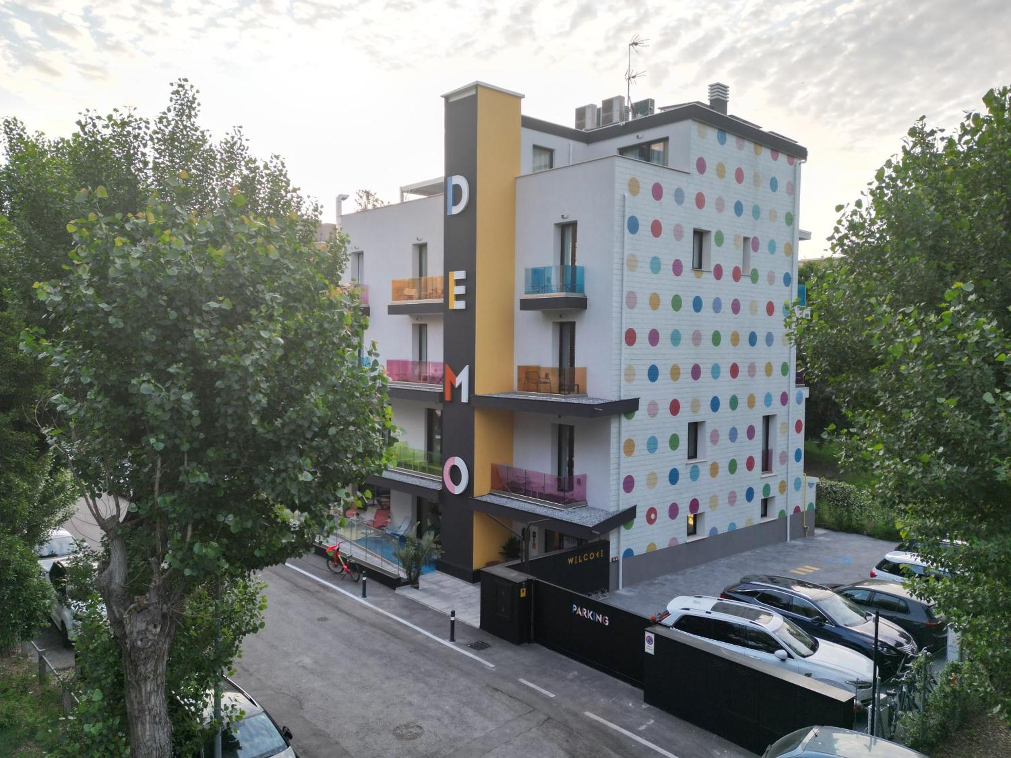 Demo Hotel Design Emotion Rimini Extérieur photo