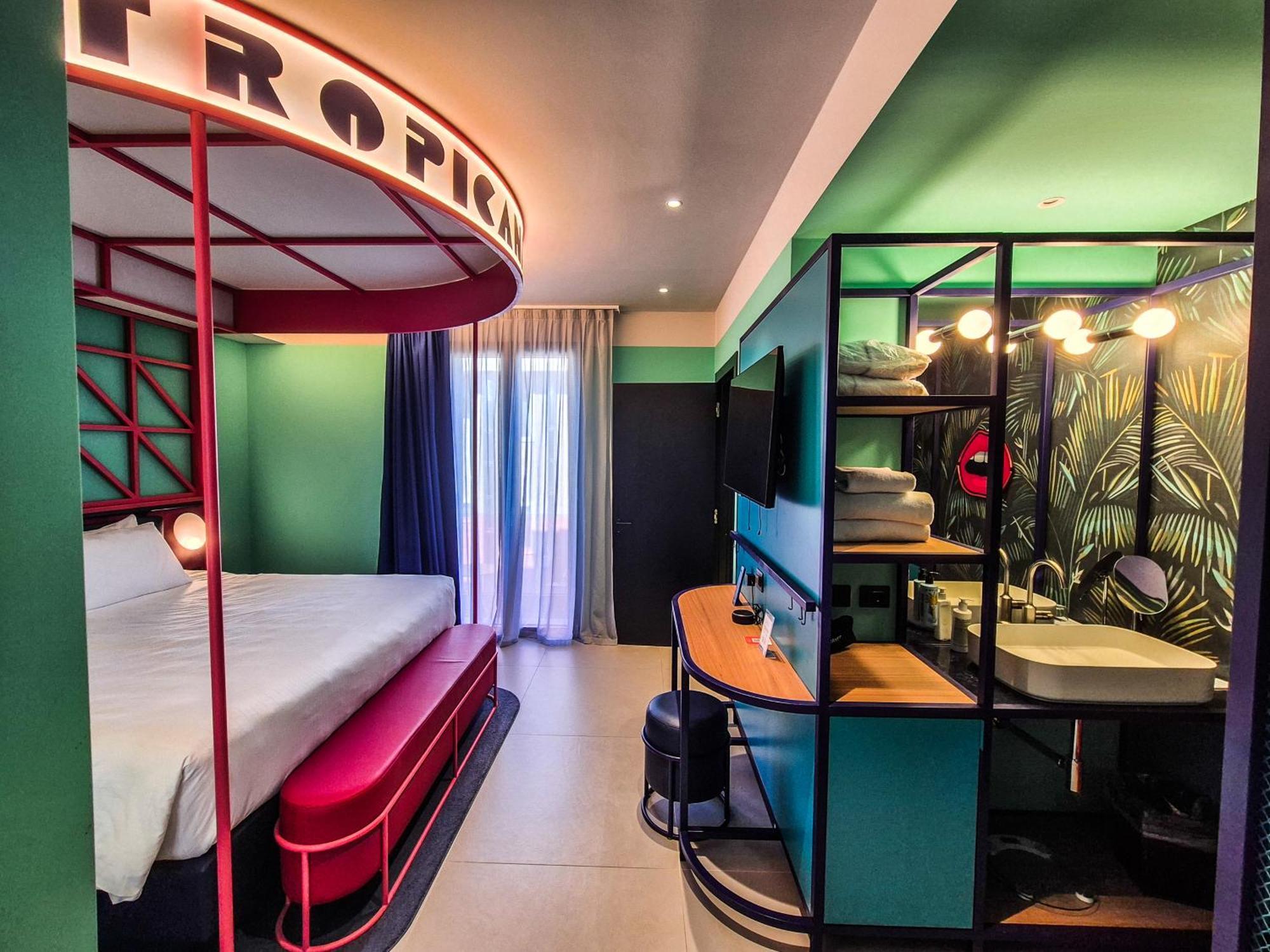 Demo Hotel Design Emotion Rimini Extérieur photo